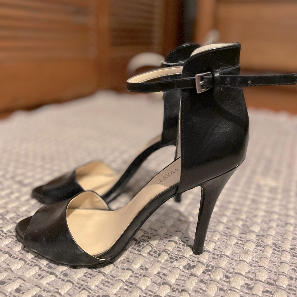 NINE WEST Beautiful black 3” heels in great condition from a smoke free home